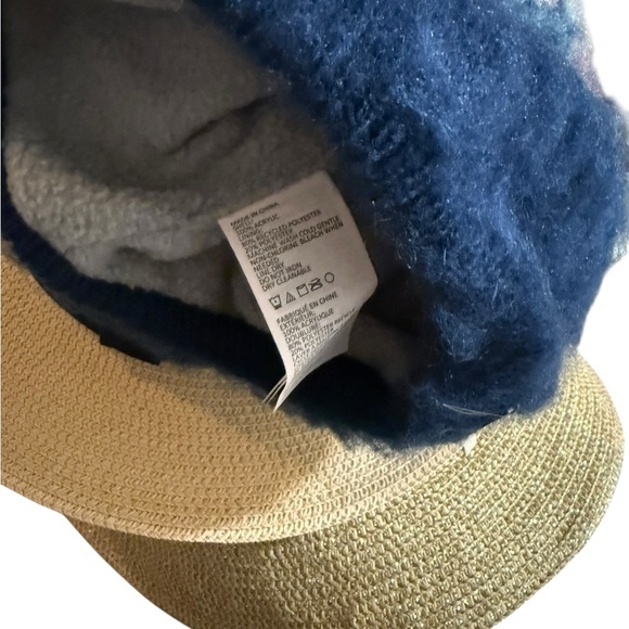 Prana Blue and White Knit Hat with Faux Fur Pom - Picture 8 of 8